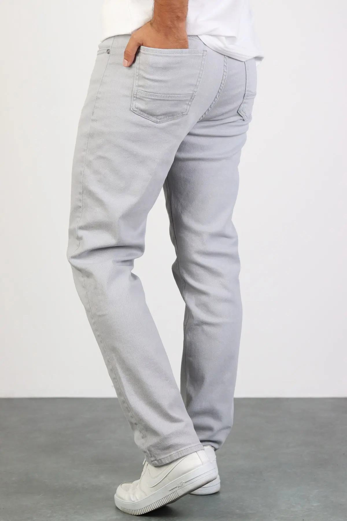 Erkek Gümüş Gri Regular Jeans Likralı Esnek Kot Pantolon HLTHE001980
