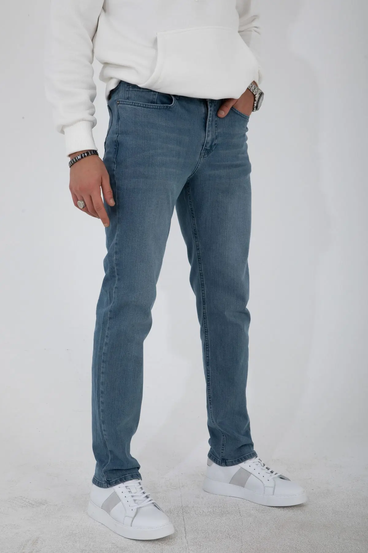 Erkek Taşlamalı Mavi Regular Fit Rahat Kesim Esnek Likralı Denim Jeans Kot Pantolon HLTHE003001