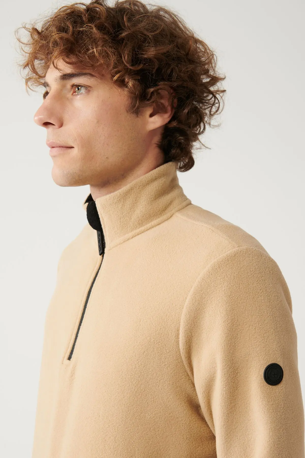 Erkek Bej Polar Sweatshirt Dik Yaka Soğuğa Dayanıklı Yarım Fermuarlı Regular Fit E001068