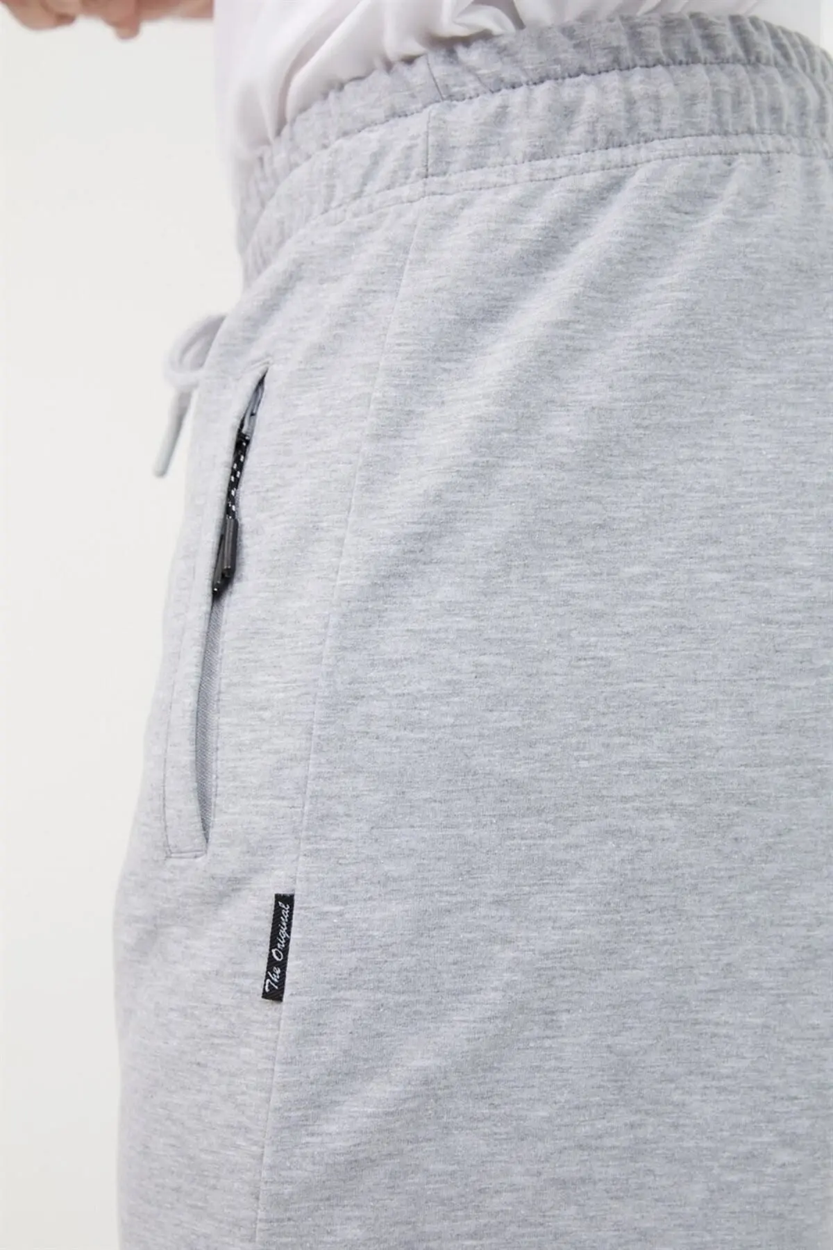 Gri Erkek Düz Paça Cep Fermuar Detaylı Rahat Kesim Premium Kumaş Eşofman Altı