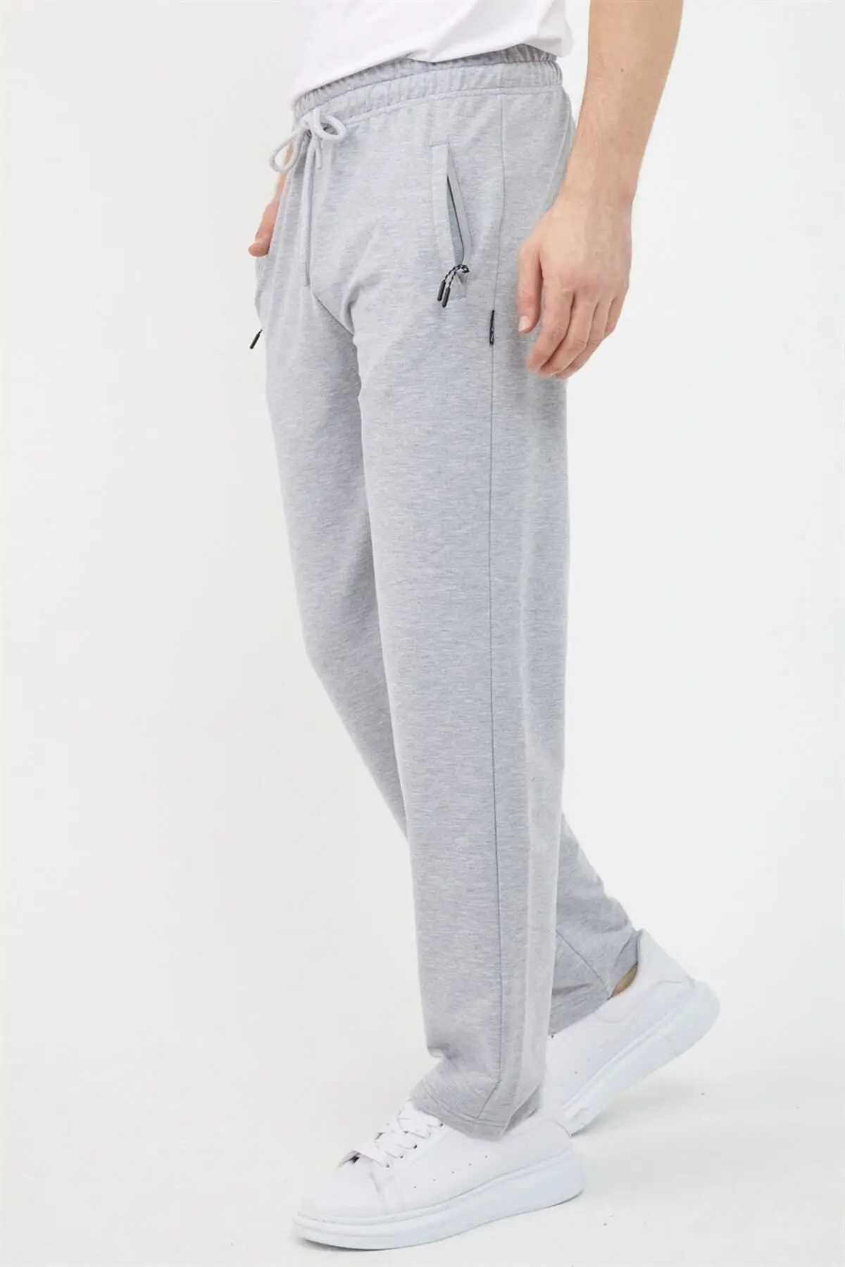 Gri Erkek Düz Paça Cep Fermuar Detaylı Rahat Kesim Premium Kumaş Eşofman Altı