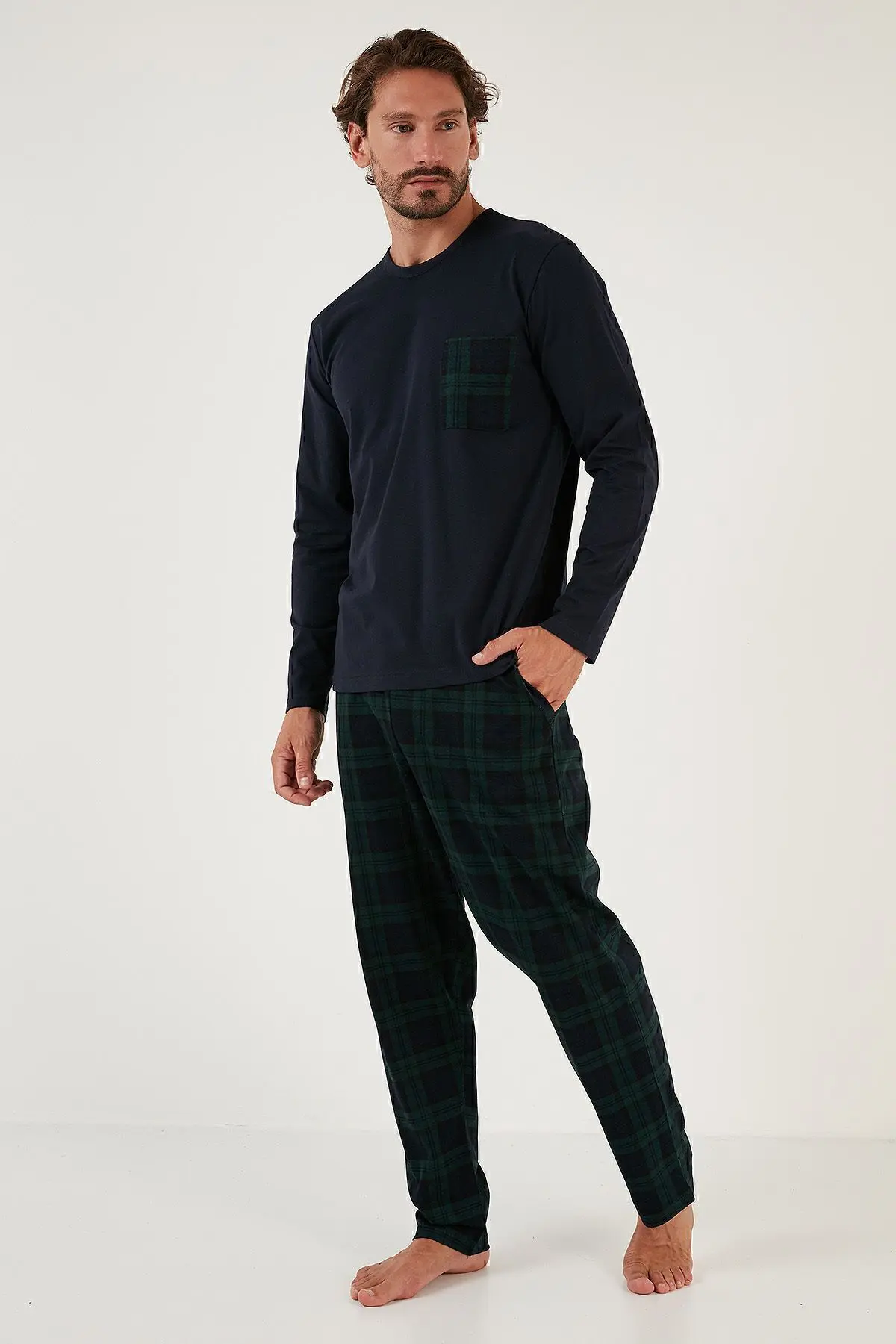 Ekoseli Cepli Beli Lastikli % 100 Pamuk Regular Fit Pijama Takımı Erkek Pijama Takımı 657200