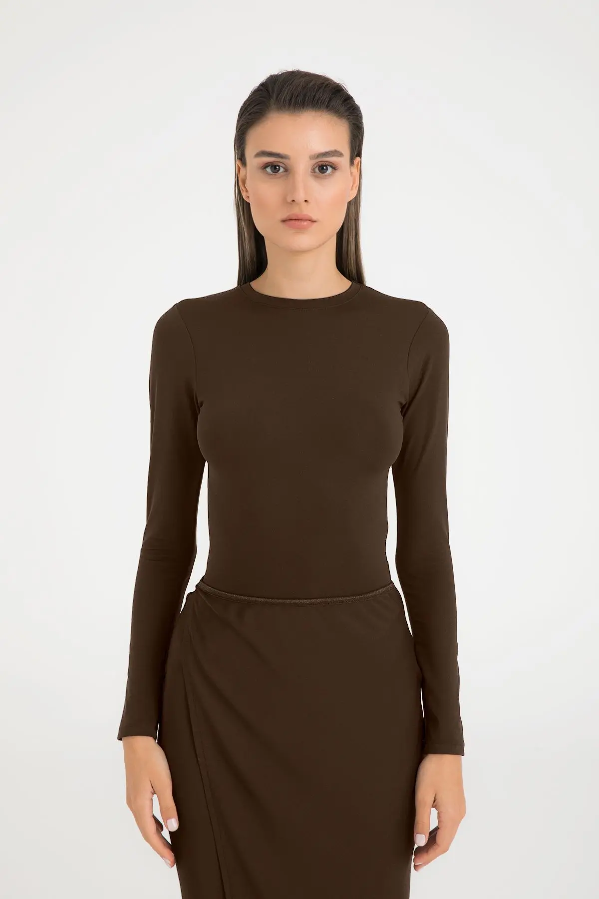 SHEISMONO Soft Touch Yuvarlak Yaka Bluz Kahverengi