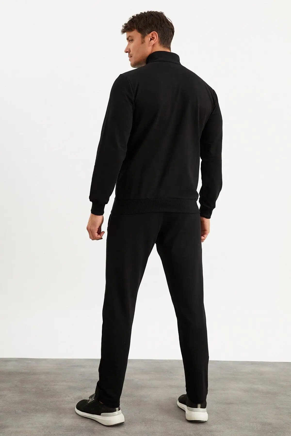 1201702 Erkek Eşofman Takım