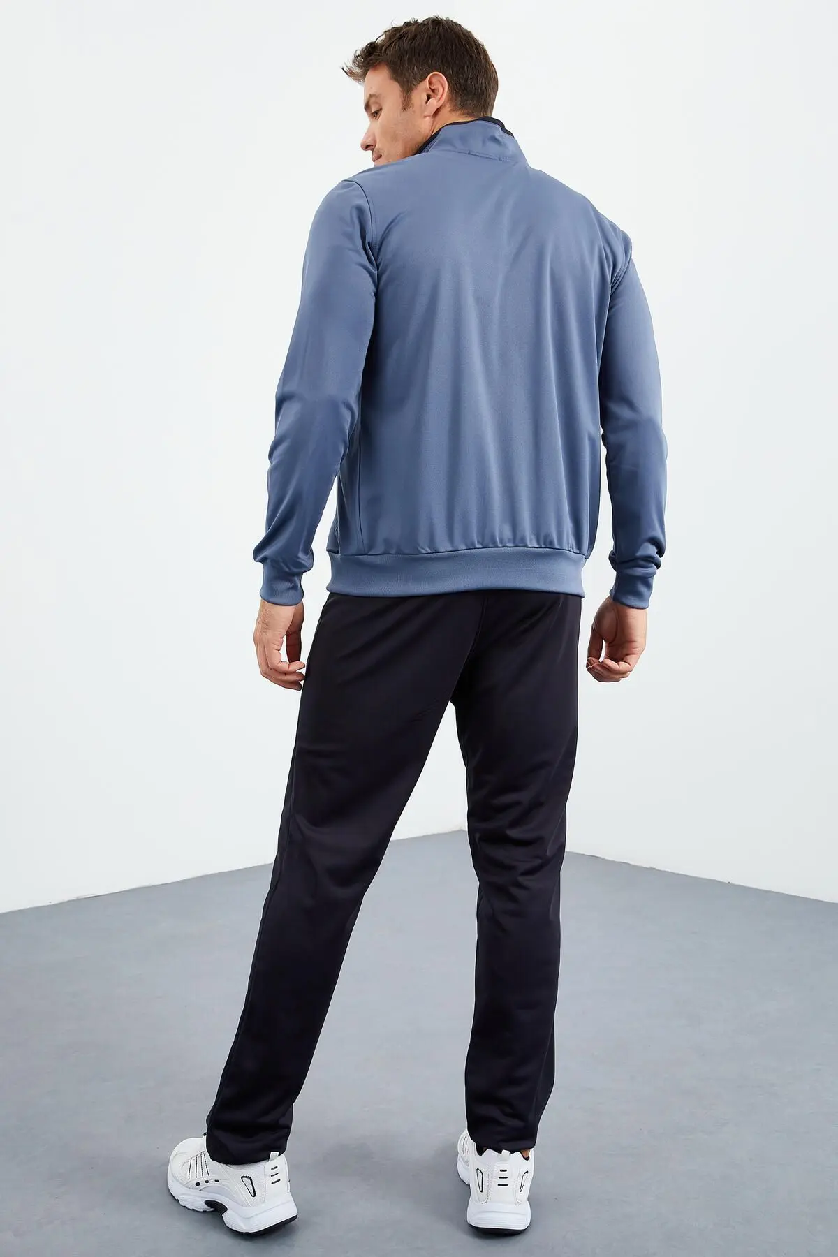 Petrol - Lacivert Dik Yaka Fermuarlı Standart Kalıp Klasik Paça Erkek Eşofman Takımı - 851