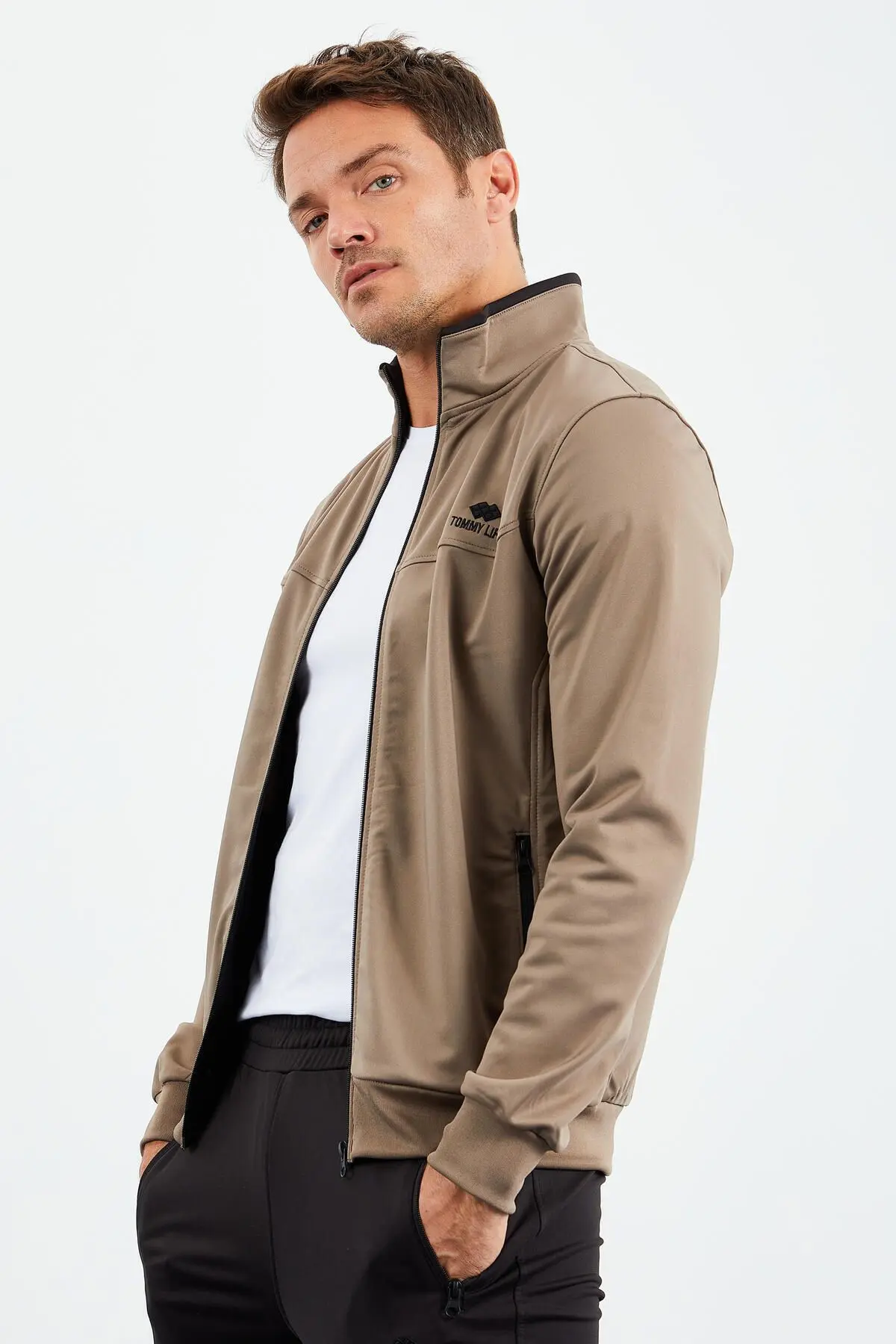 Camel - Siyah Dik Yaka Fermuarlı Standart Kalıp Klasik Paça Erkek Eşofman Takımı - 85162