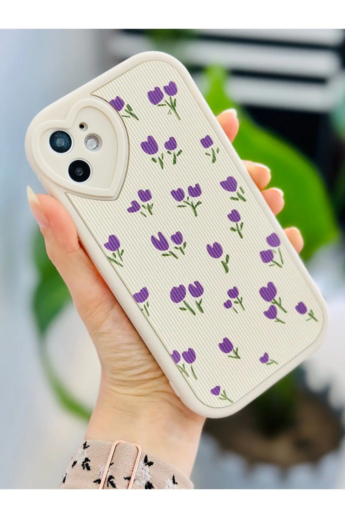 Iphone 11 Uyumlu Kaplama Tasarımlı Mor Lale Baskılı Yumuşak Silikon Kamera Korumalı Kılıf