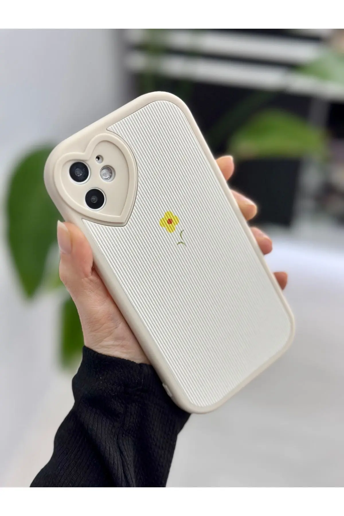 Go Aksesuar Iphone 11 Uyumlu Kaplama Tasarımlı Yumuşak Silikon Kamera Korumalı Kılıf