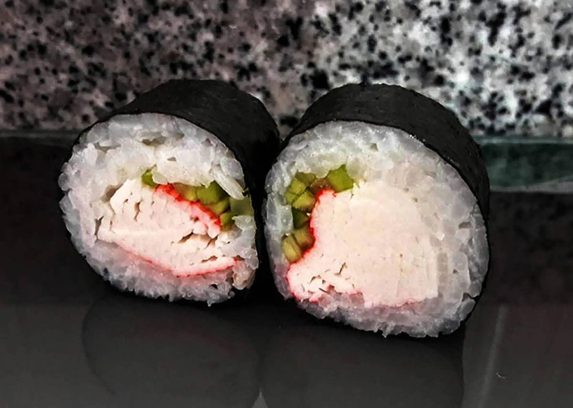 Futomaki Yengeç Surimi & Salatalık