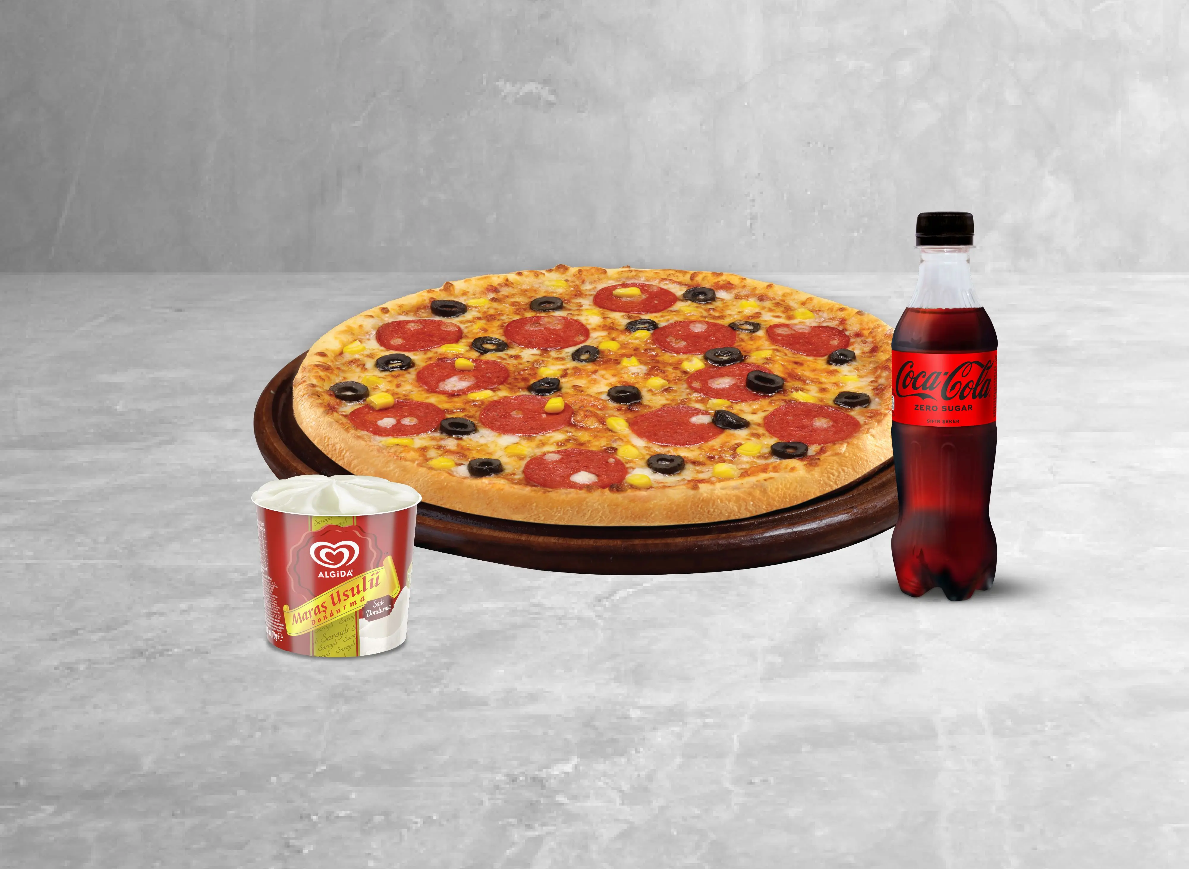 Orta Boy Pizza + Algida Dondurma + Coca-cola 33 cl. (Algida Menüsü)
