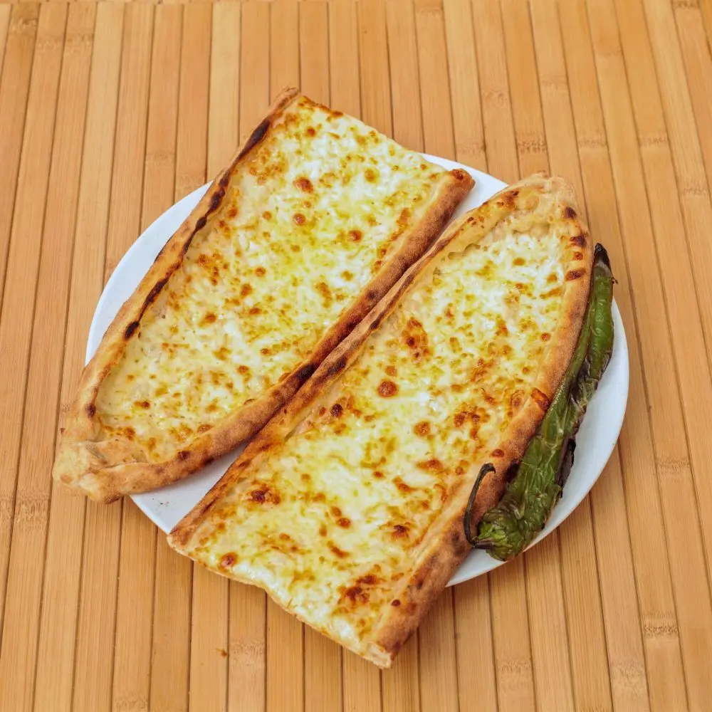 Ispanaklı Karadeniz Pidesi (Açık)