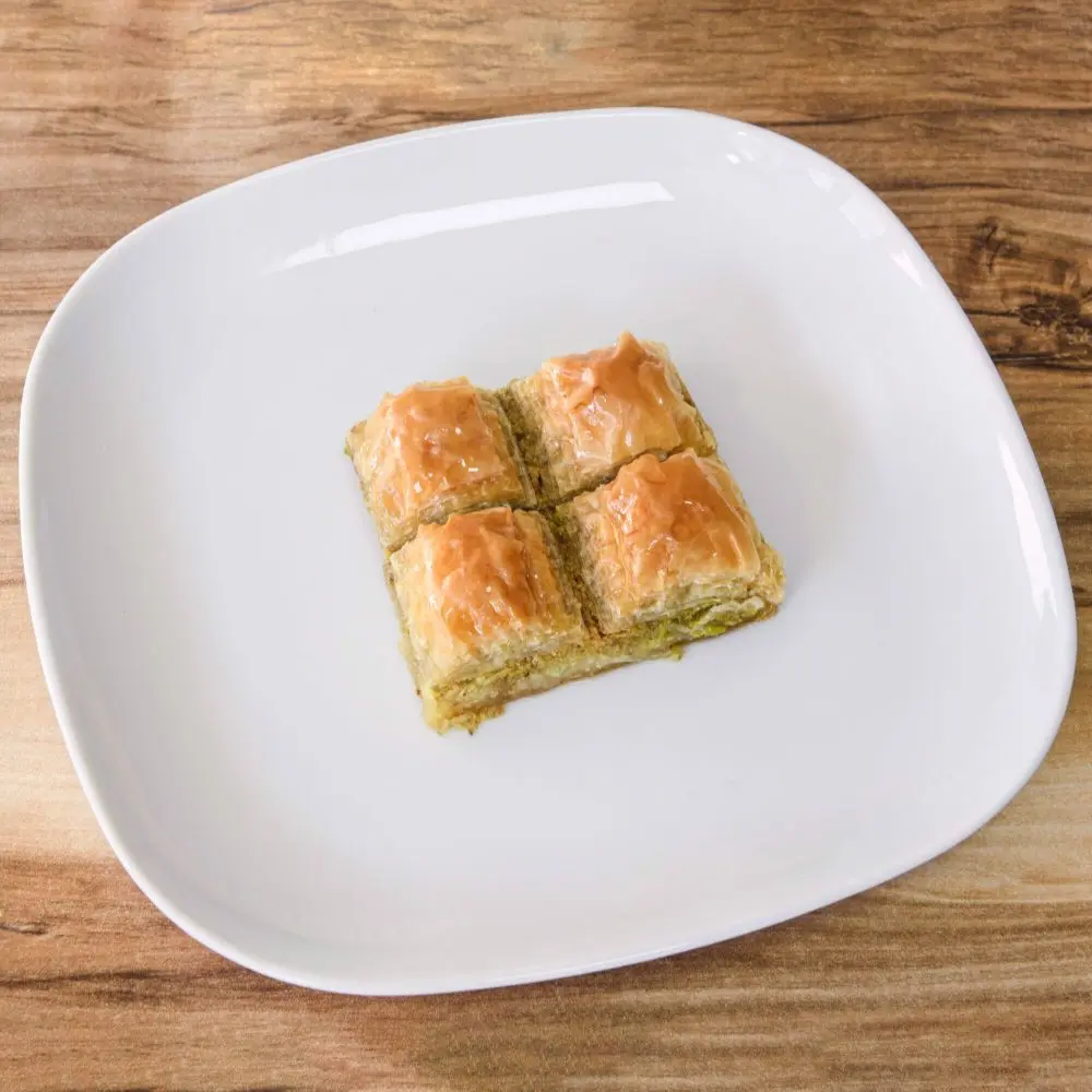 Fıstıklı Antep Usulü Baklava (1 kg.)