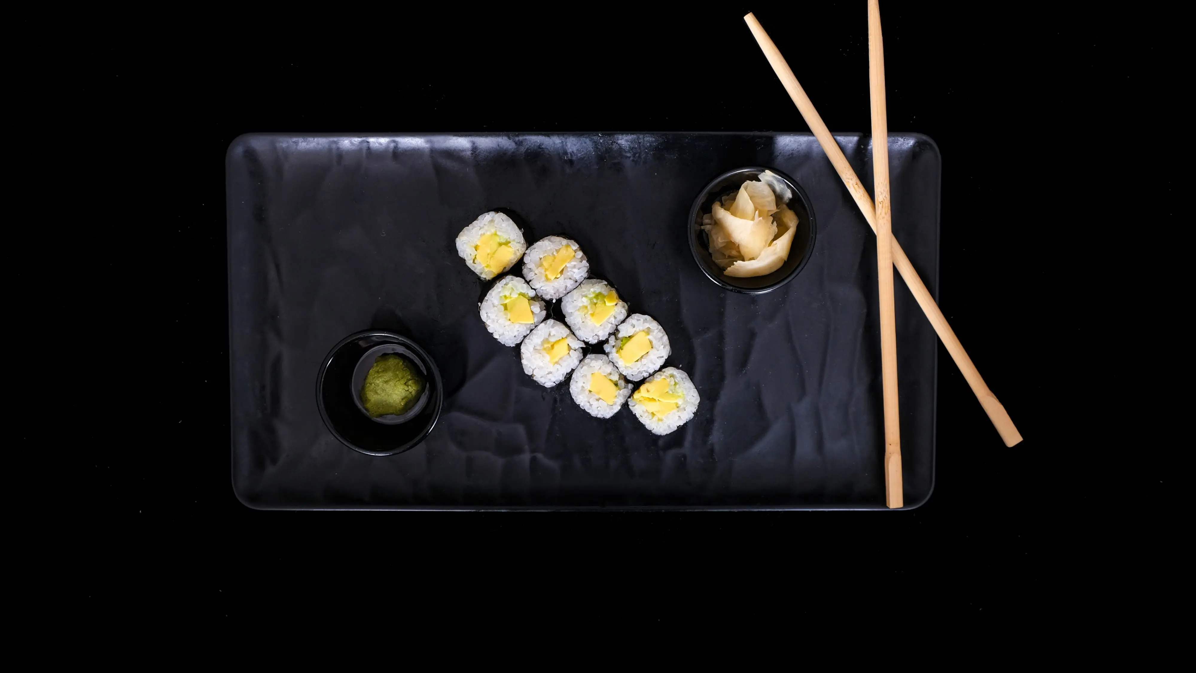 Avokado Maki (8 Parça)