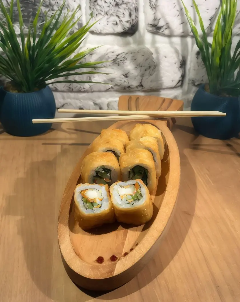 Chicken Tempura Roll (8 pcs.)