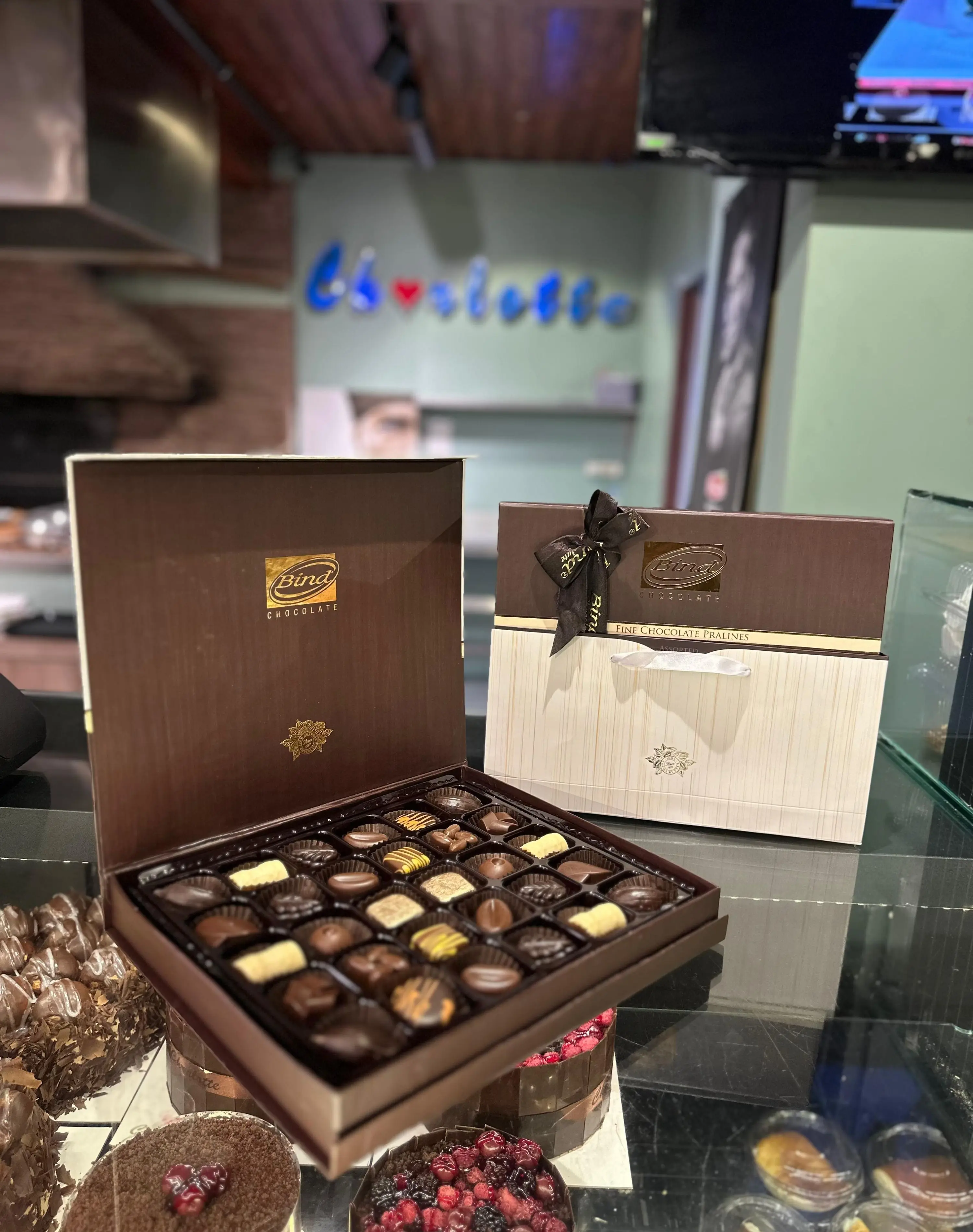 Katlanır Kutu Special Çikolata (365 gr.)