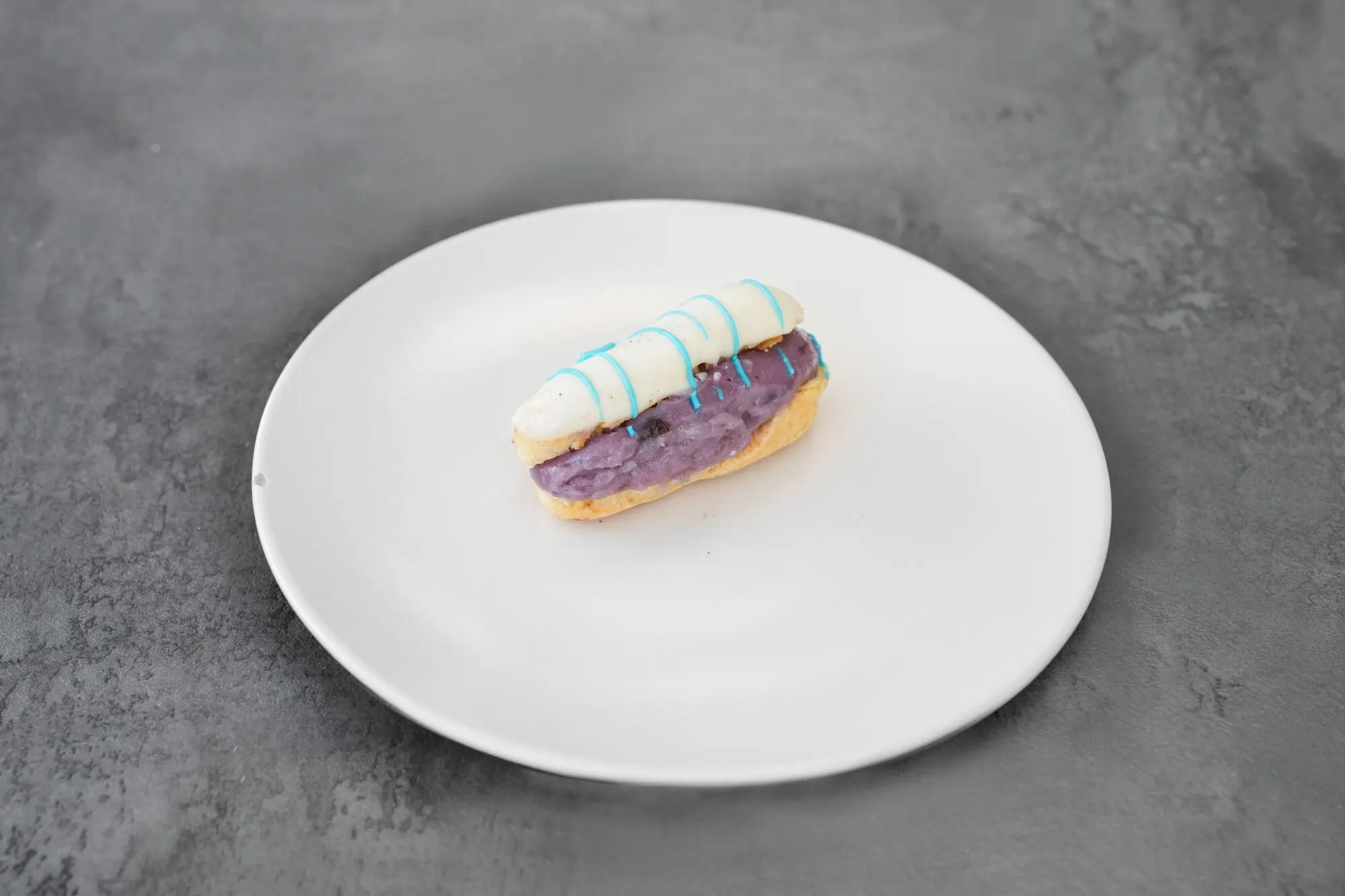 Yaban Mersinli Ekler